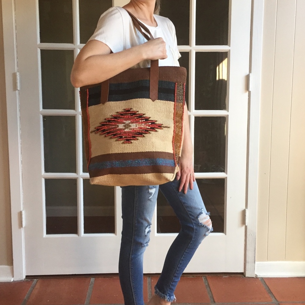 ⚡️⚡️LAST ITEM▫️Brown Boho Beaded Tote - Picture 2 of 7